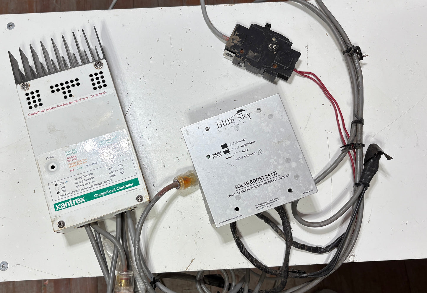 Blue Sky Solar Boost 2512i and Xantrex C35 C-Series Solar Charge Controller 40 Amps
