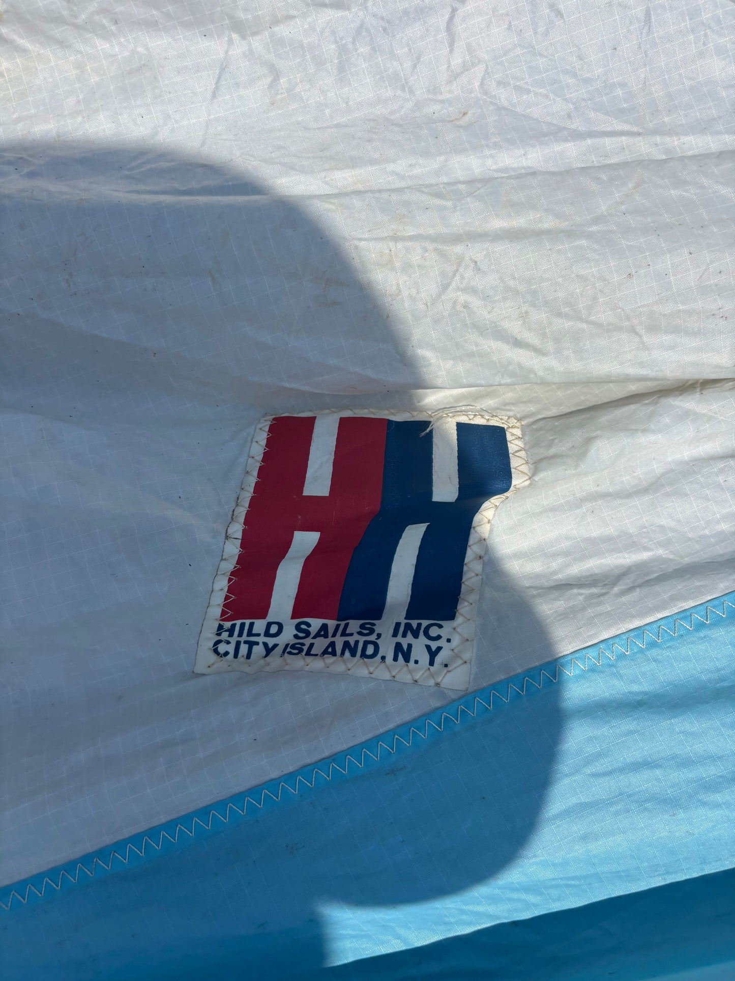 ODAY 22 Spinnaker 18’2” x 19’3” x 13’6”