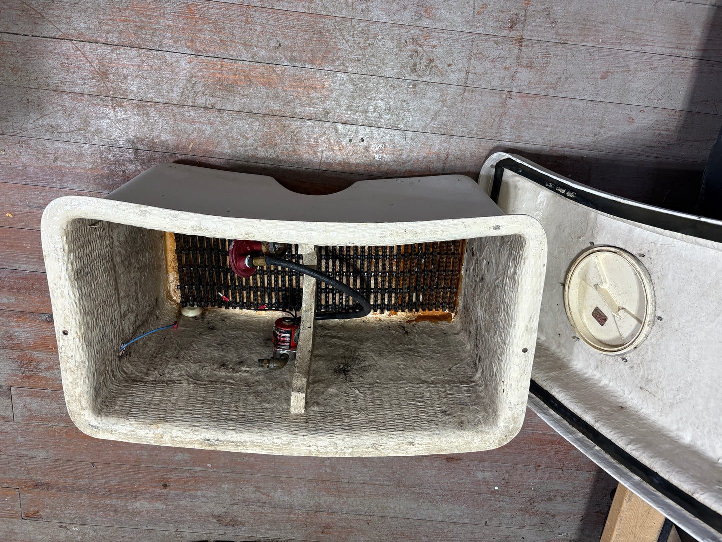 Propane Locker - C&C 34