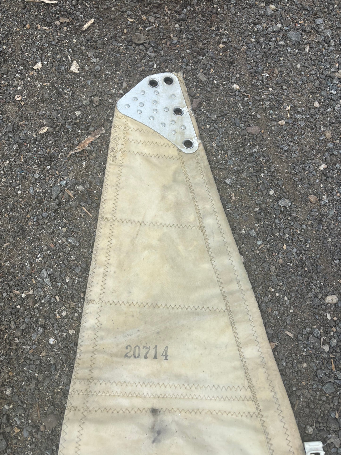 AS IS — Hunter 28.5 Main Sail — 31’ x 29’ x 9’6”