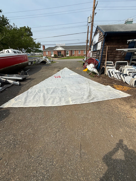 119 Numbered Performance Sail — 27’9” x 20’8” x 16’10”