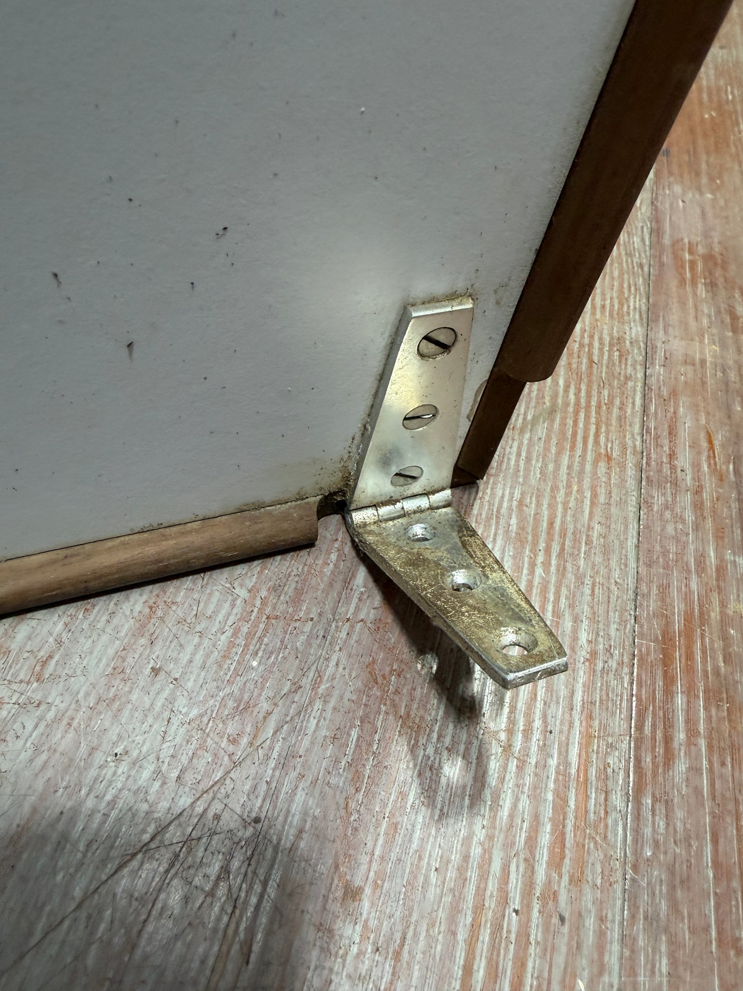 CREALOCK 37 Saloon Table