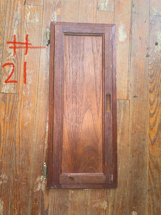 Eriscon 29 Cabinet Door - ID 27 3/4" Long x 11 1/8" Wide -- #21