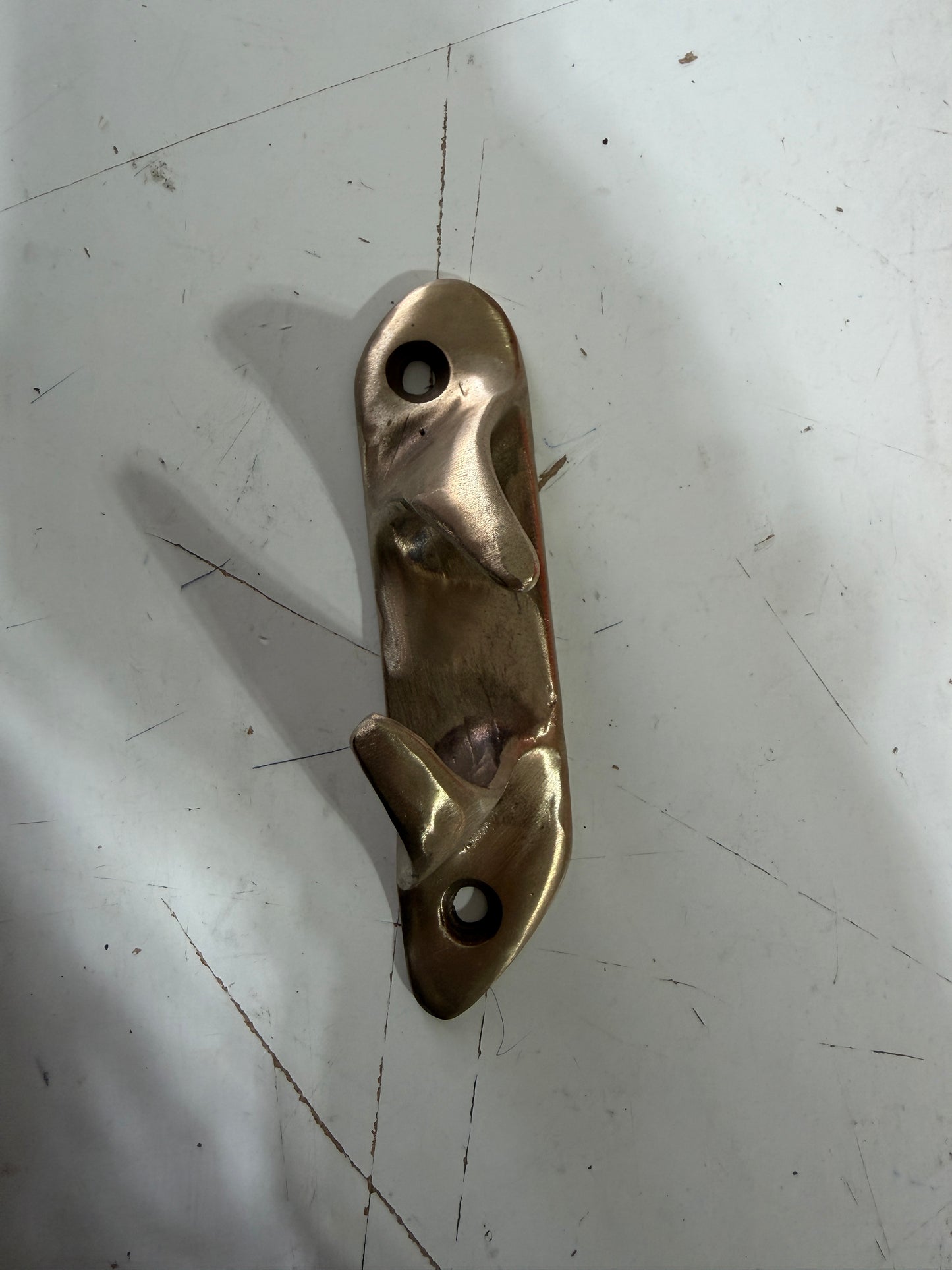 Bronze 4 1/4" Starboard Only Skeene Chock Cleat