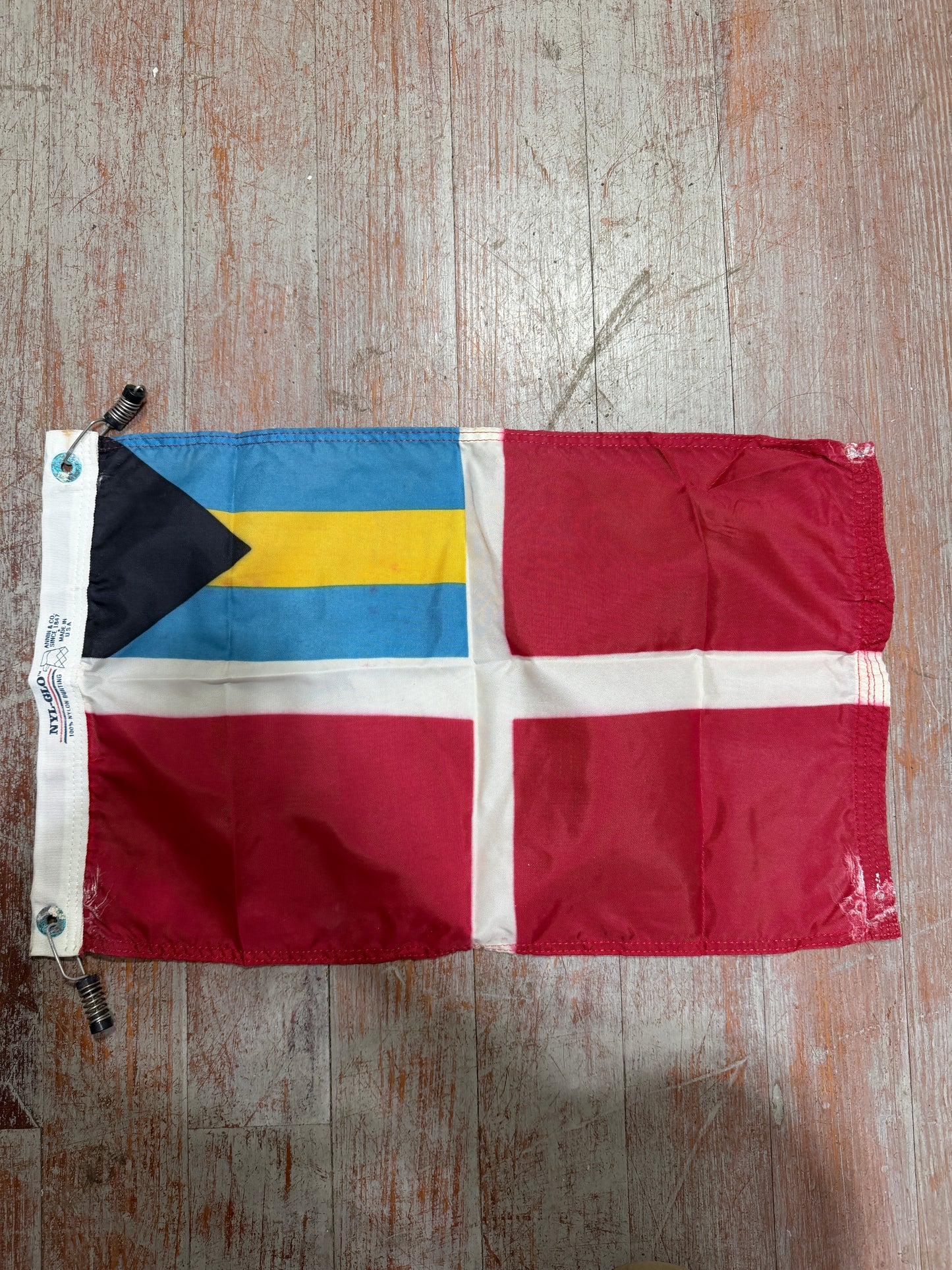 20" x 12" Bahamas Courtesy Flag