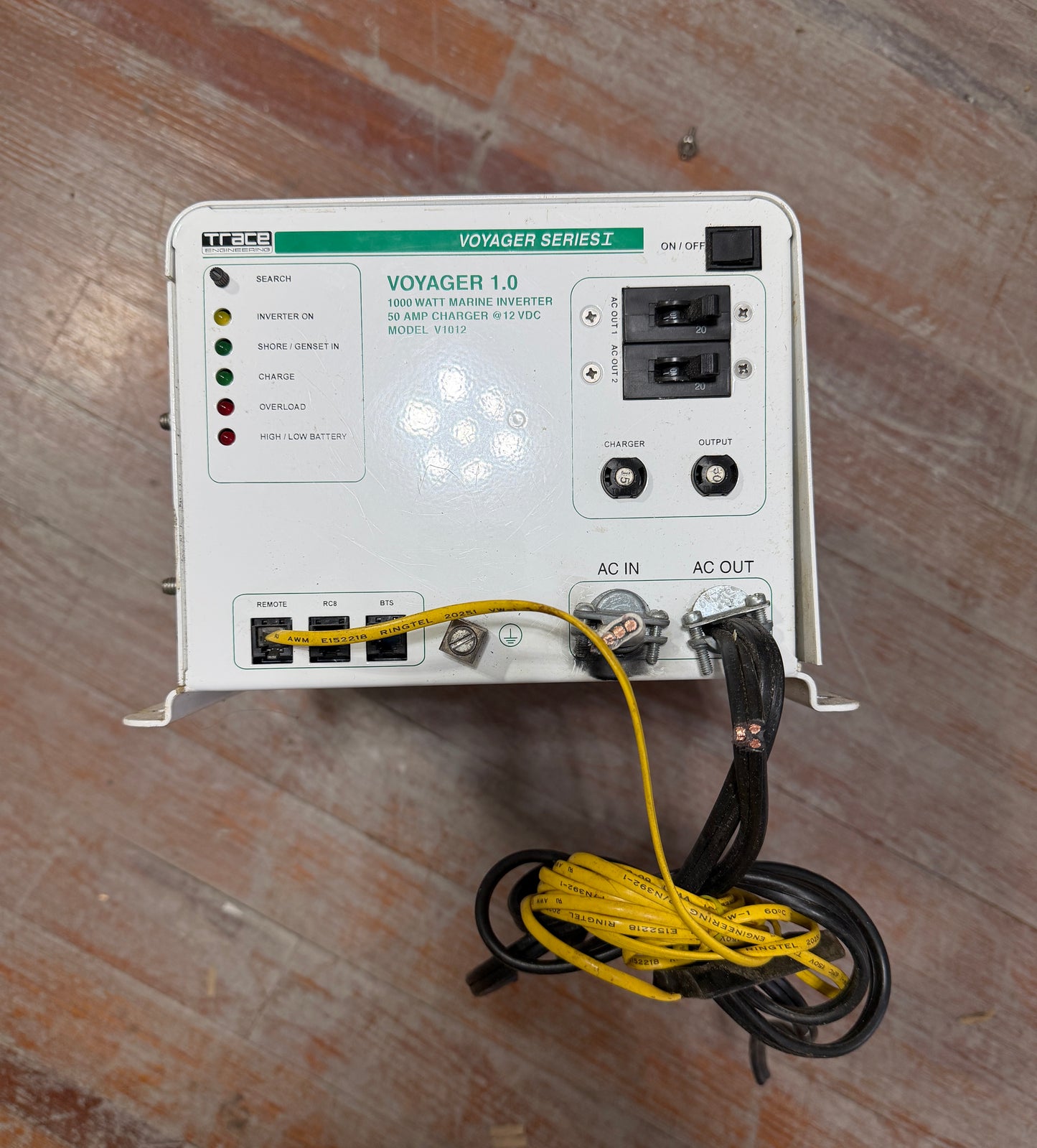 Voyager Marine Inverter/Charger Series I : MODEL V1012