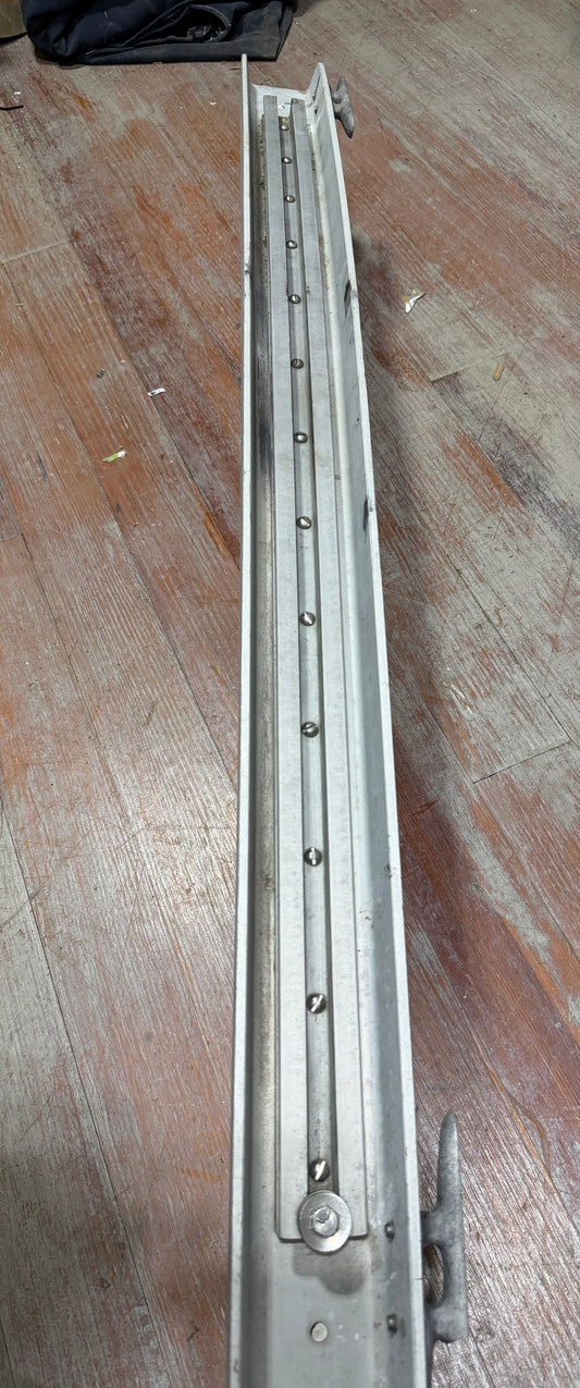 Arched Raised Aluminum Traveller - T Track - 1 1/2" Track