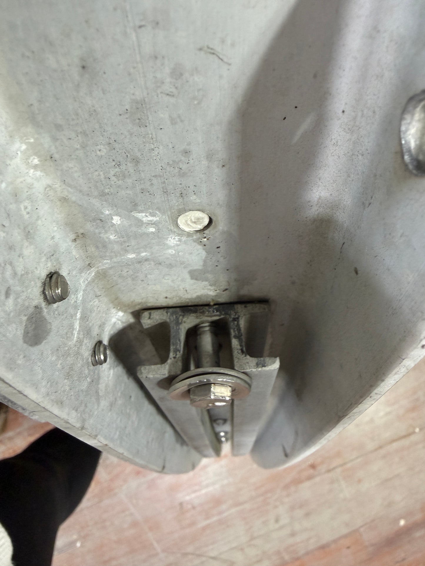 Arched Raised Aluminum Traveller - T Track - 1 1/2" Track