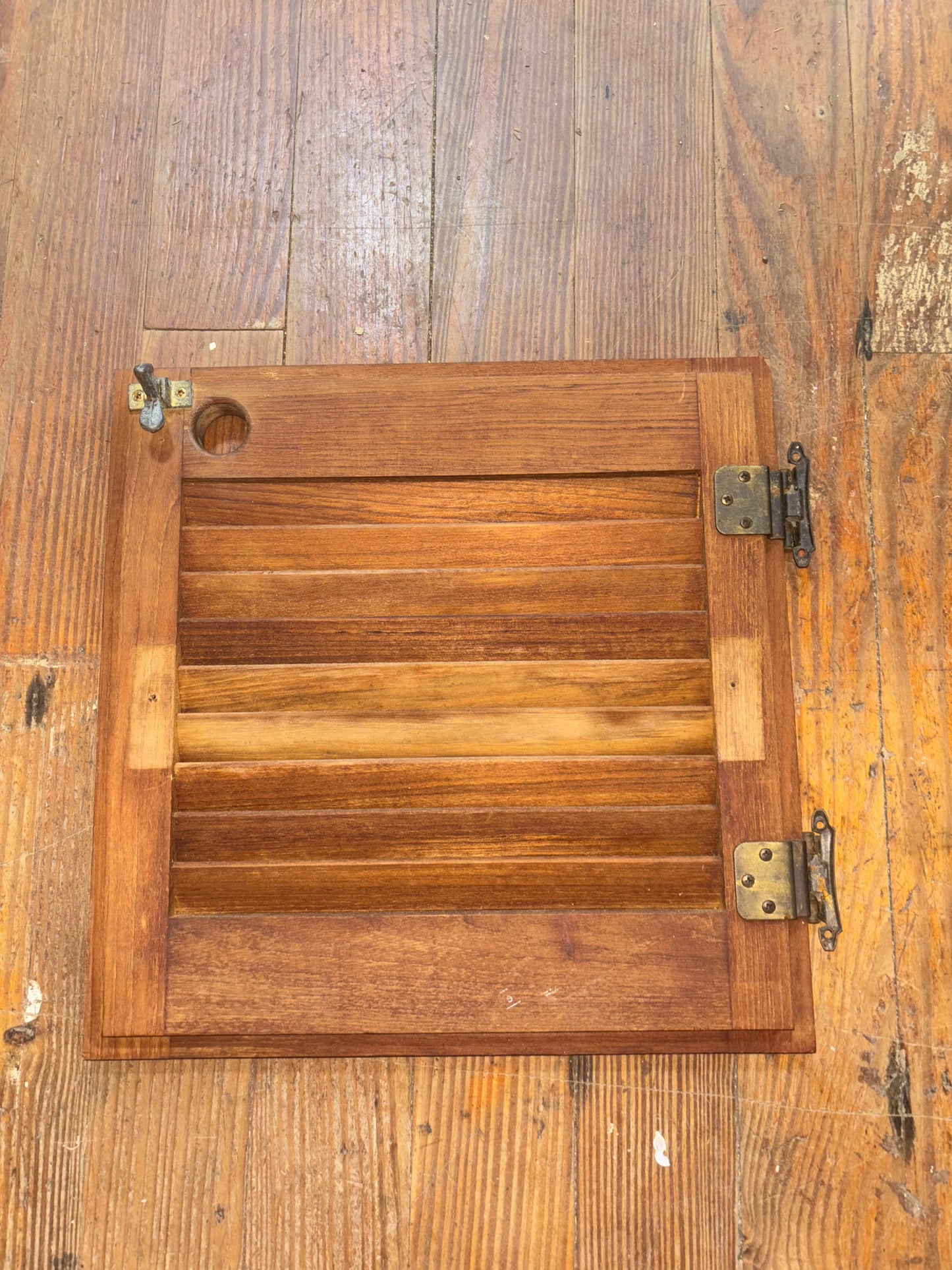 Seidleman 30 Interior Louvered Cabinet Door - ID 13 1/2" x 13 1/2" -- #42