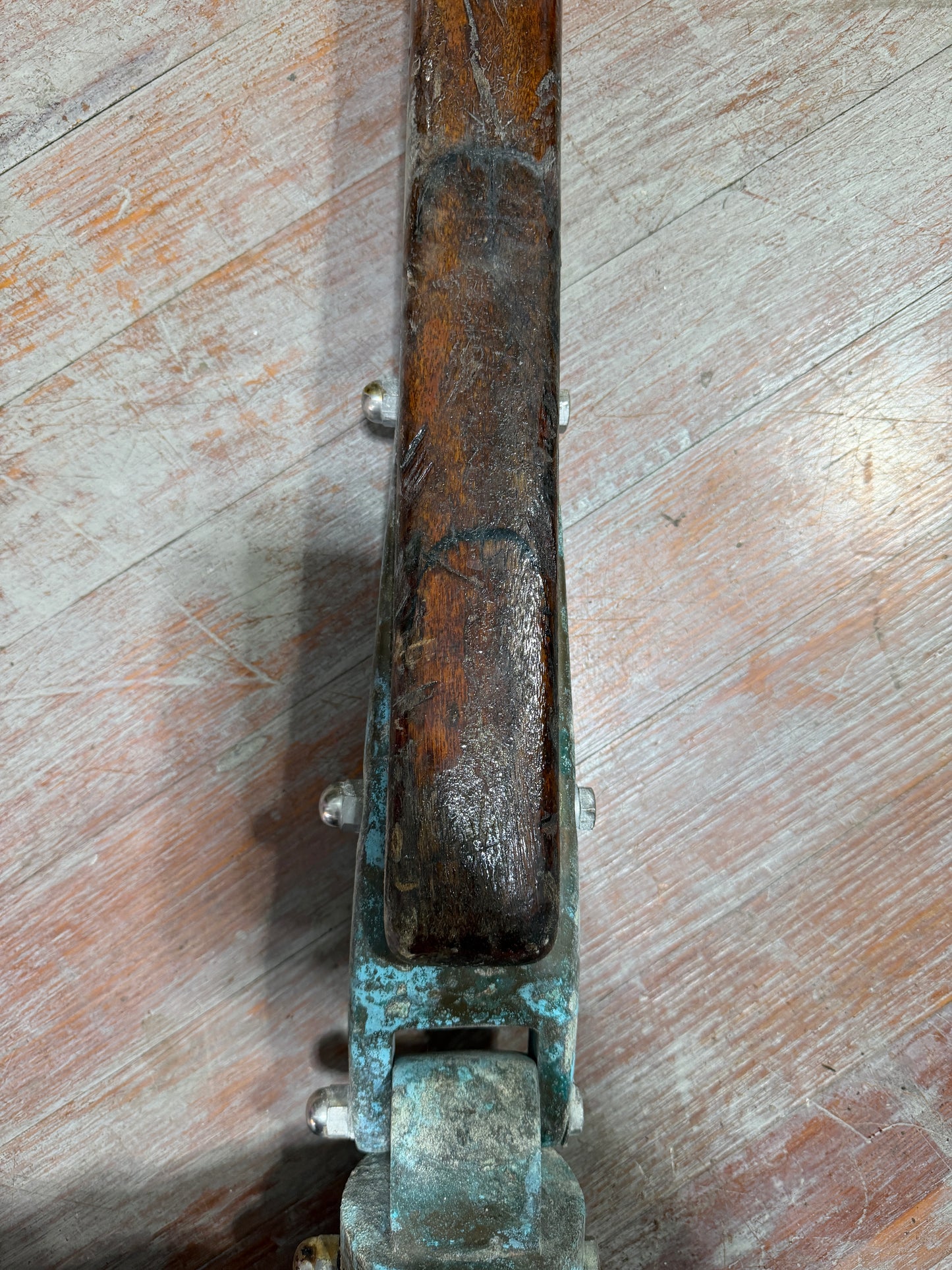 CREALOCK 37 Slightly Curved Tiller Handle - 61" Total Length WITH RUDDER HARDWARE-- #7