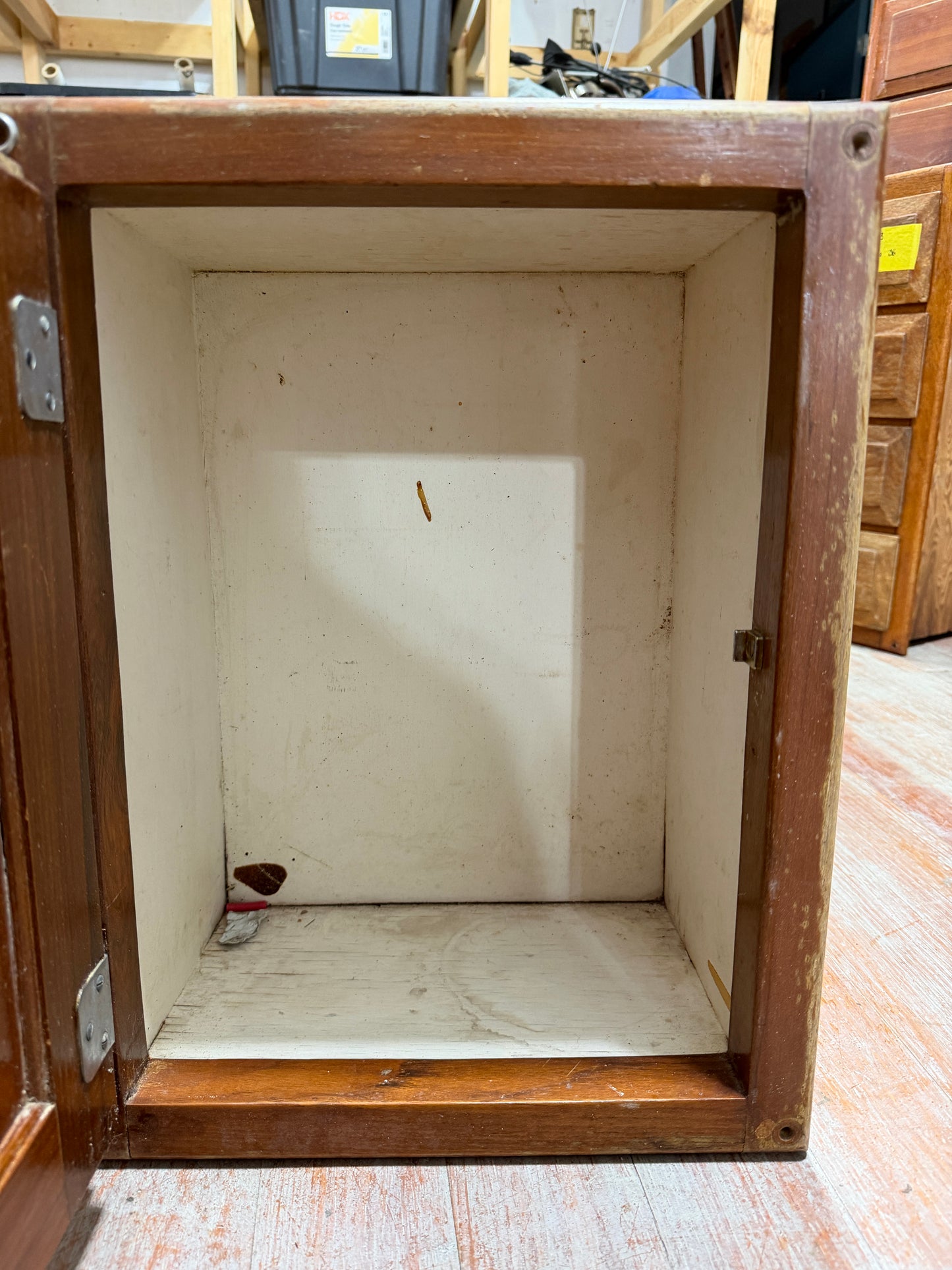 Columbia 36 Medicine Cabinet -- #234