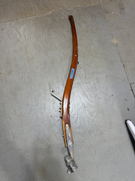 Valiant 32 Curved Tiller Handle With Hardware -- #8