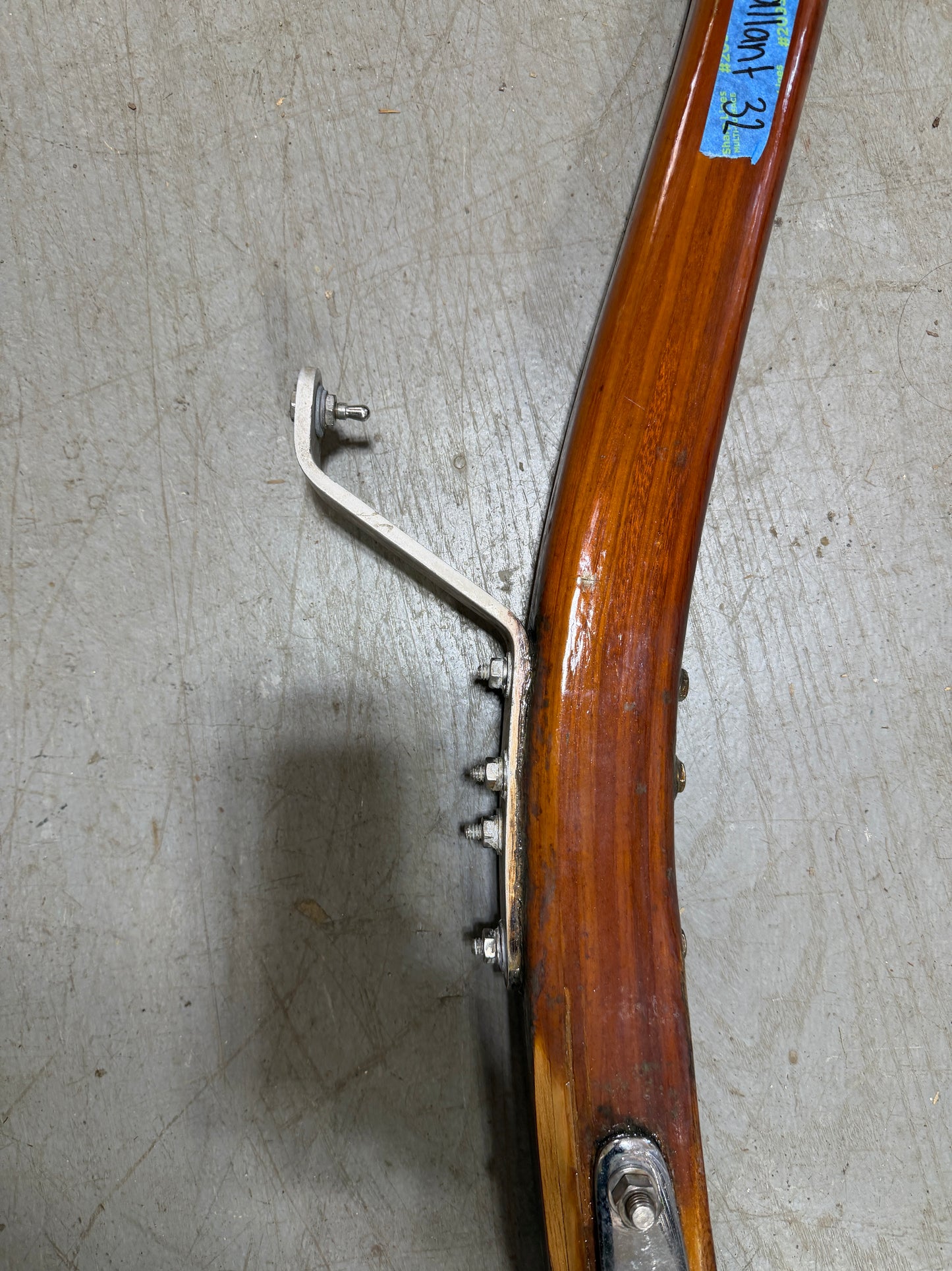 Valiant 32 Curved Tiller Handle With Hardware -- #8