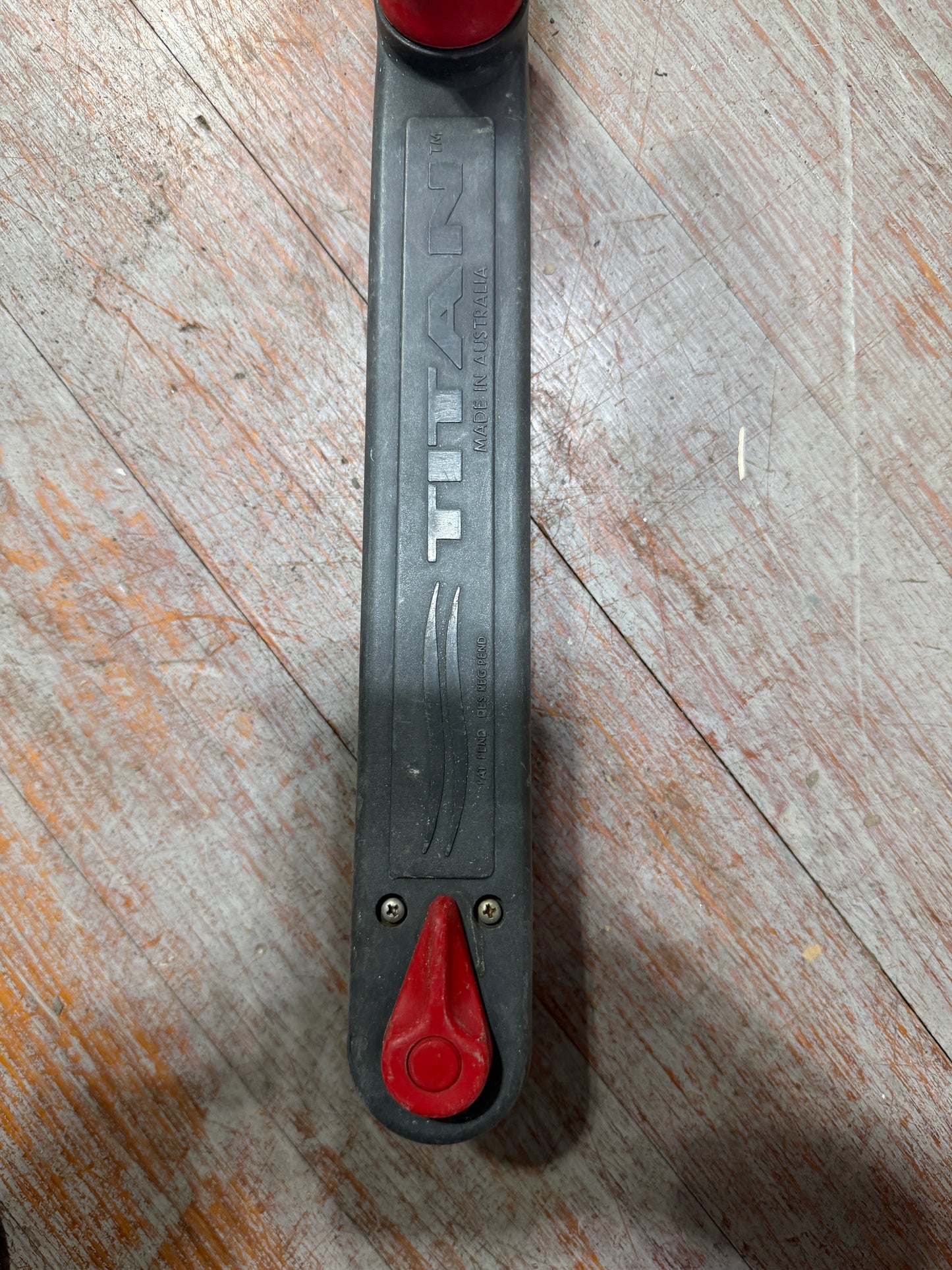 Titan Locking Floating Winch Handle - 8” Long