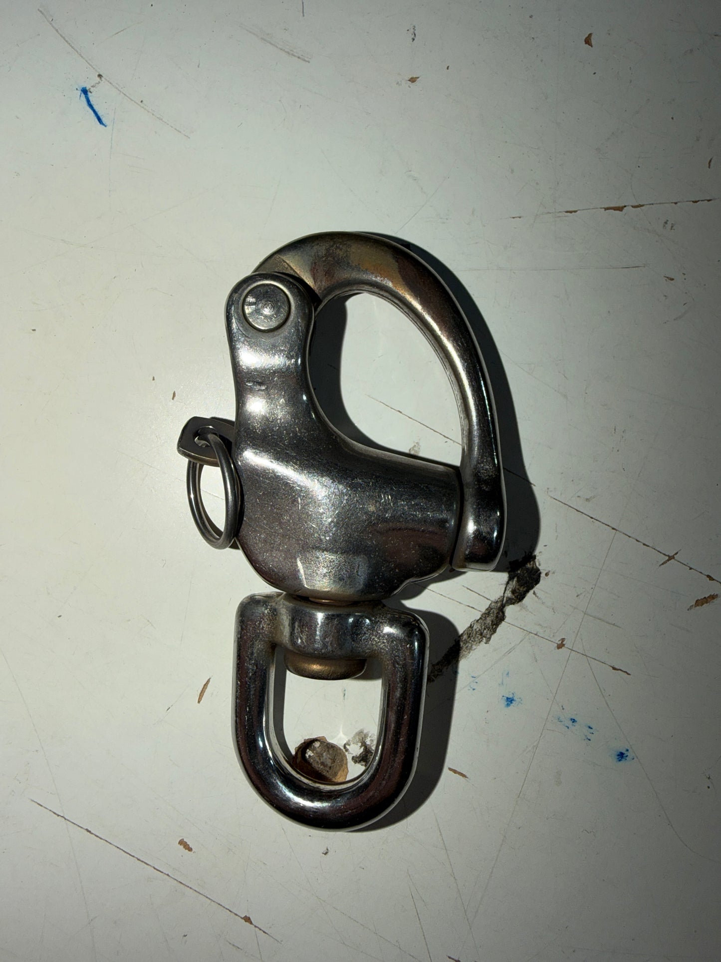 Stainless Steel Swivel Bail Shackle - 5/8"