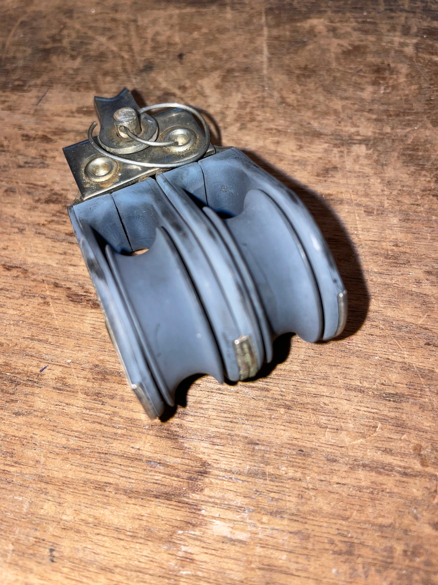 Harken 1 1/8” Double Sheave Fixed Block- 1/4” Line