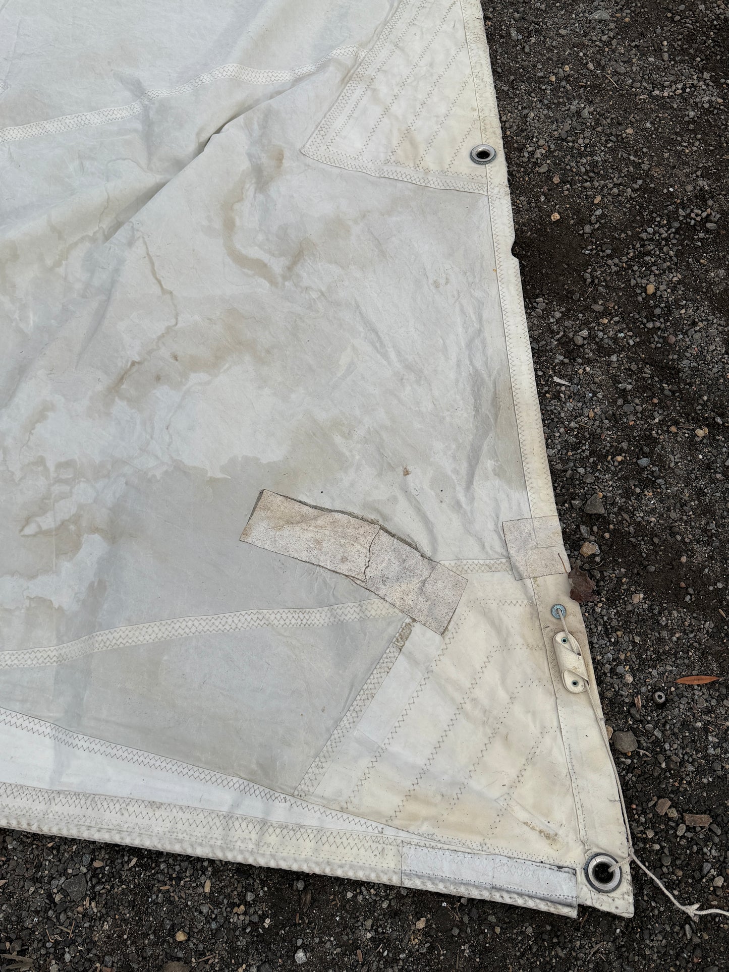 Morgan 24 Main Sail - 25'5" x 10'10"