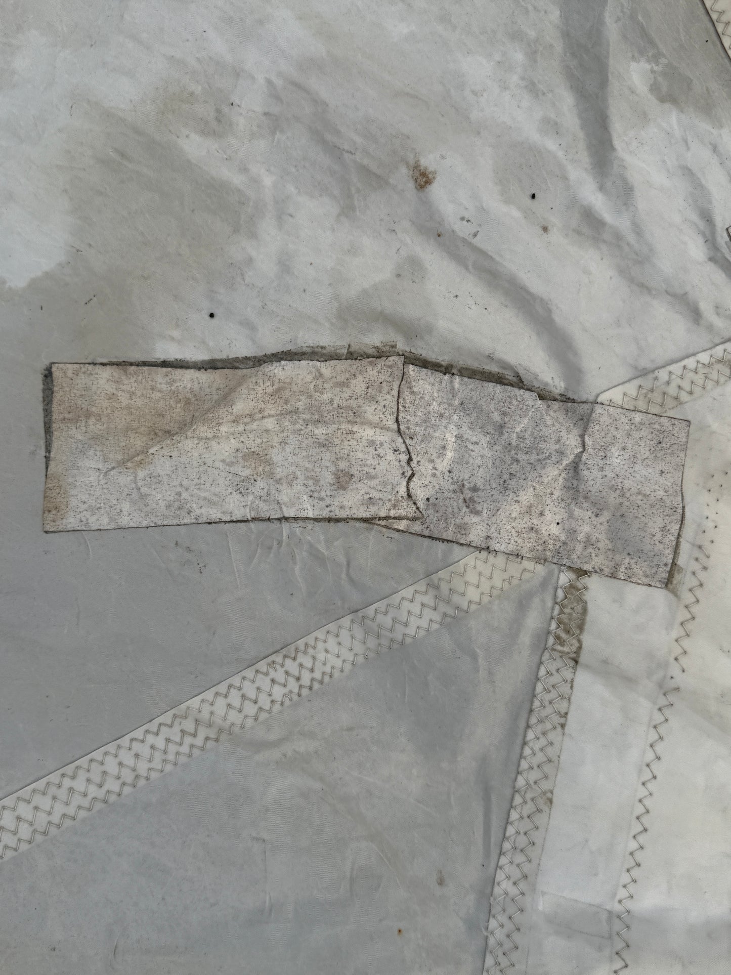 Morgan 24 Main Sail - 25'5" x 10'10"