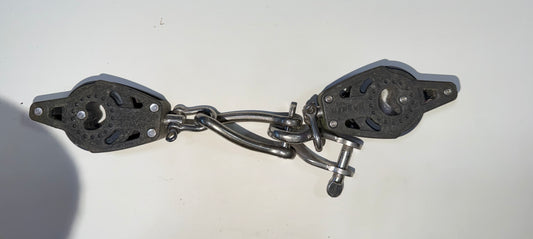 Harken 40C Single Swivel Blocks WITH Twist Shackles
