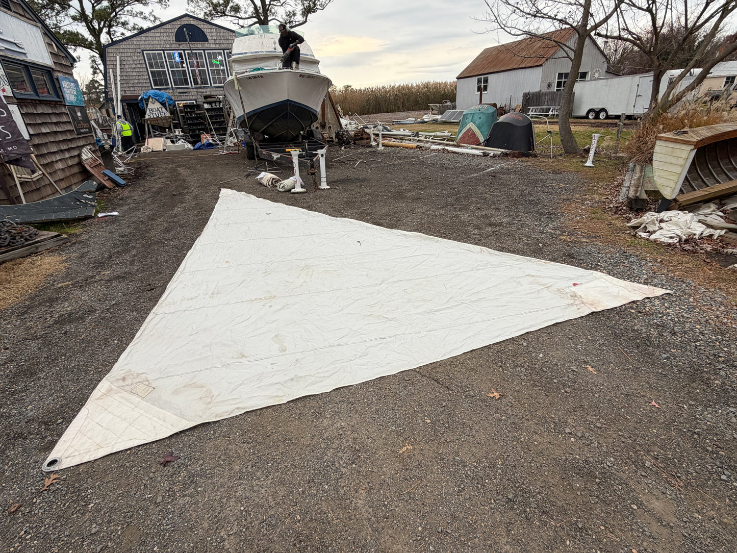 NO 3 Genoa - 25'10" x 14' x 13'10"