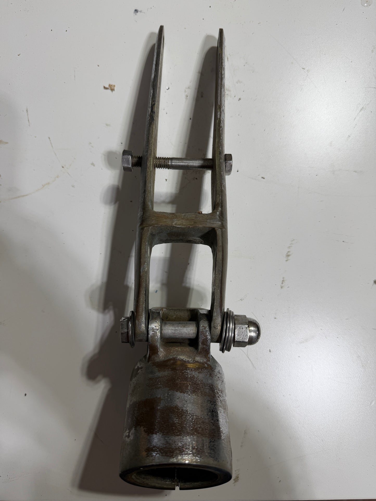 Chromed Bronze 1 1/2" Diameter Tiller Hardware and 1 5/8" Diameter Rudder Cap