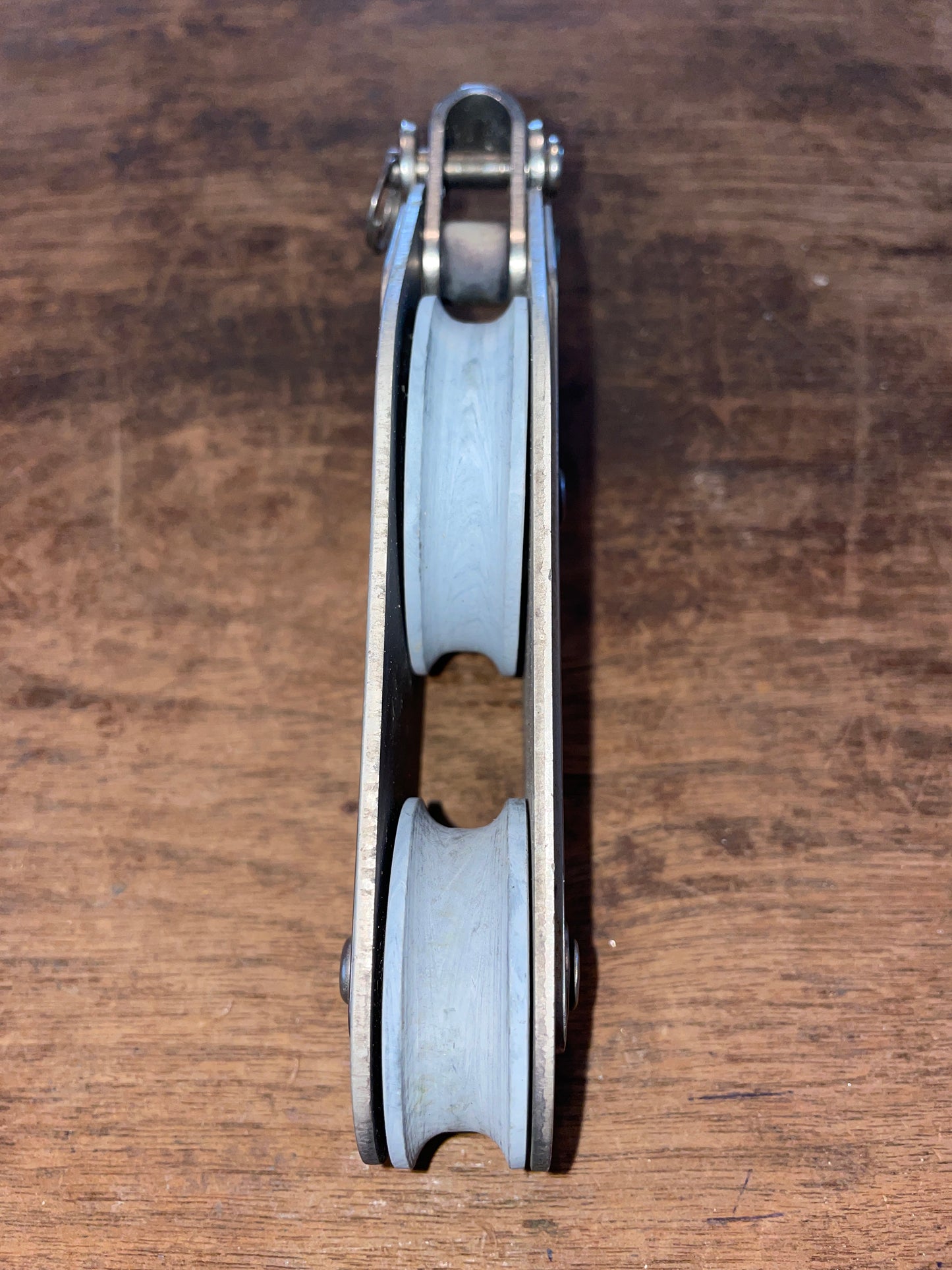 Garhauer Fixed Fiddle Block- 2 1/2” Top, 1 1/4” Bottom Sheave- 7/16” Line