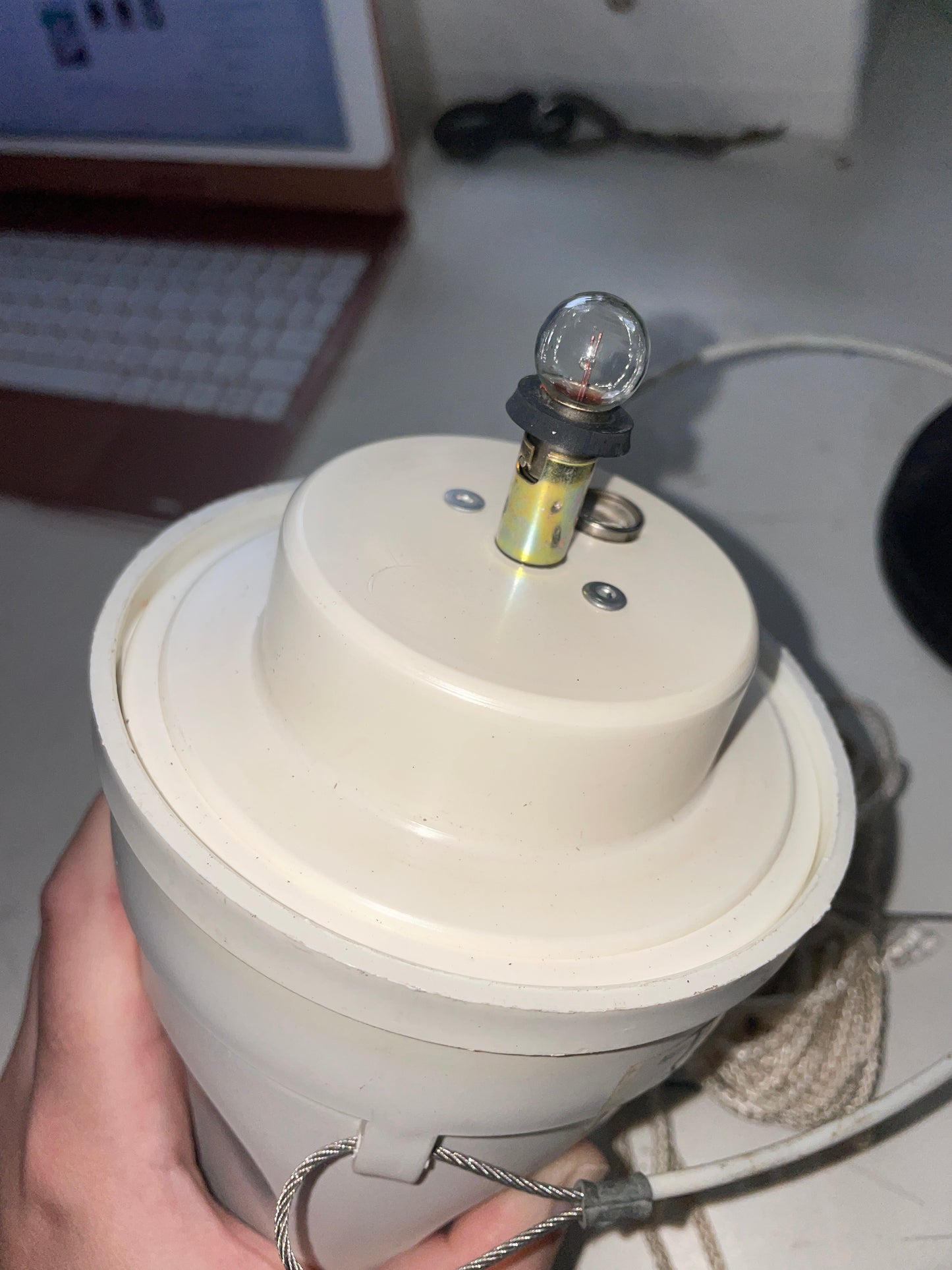 Guest Automatic Anchor Light MODEL # 452