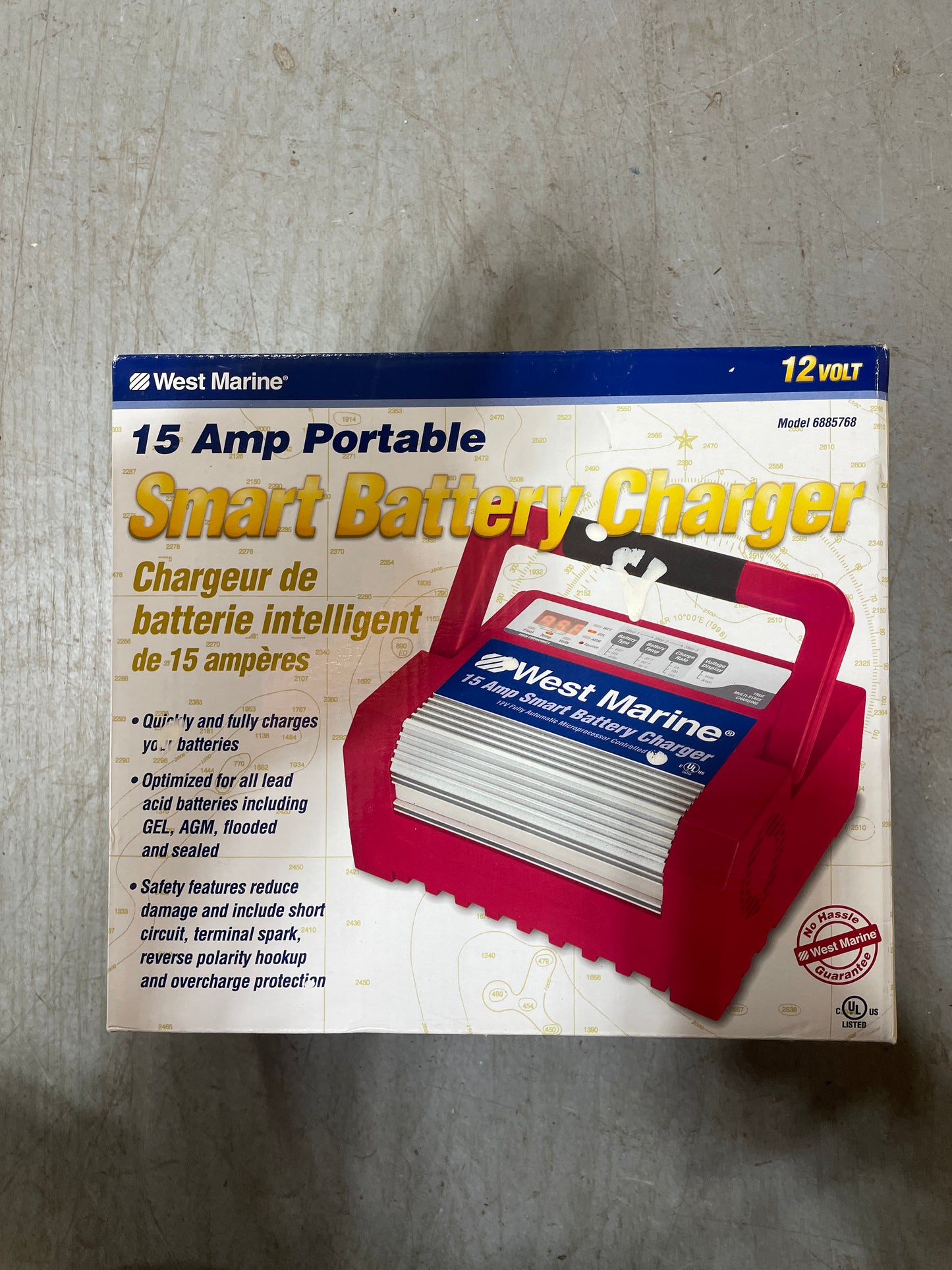 West Marine 15 AMP Portable Smart Battery Charger - NEW