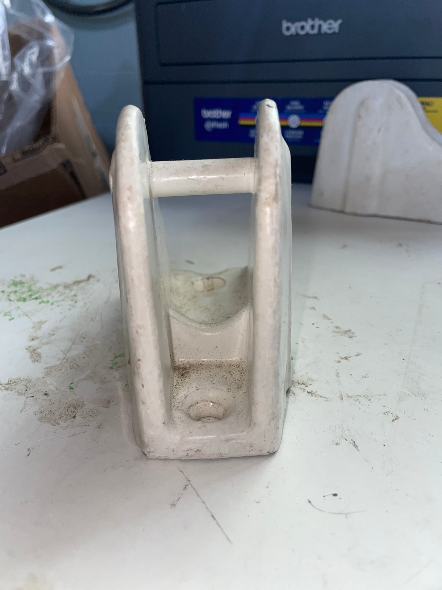 Spinnaker Pole Chock - 1 1/4” Width