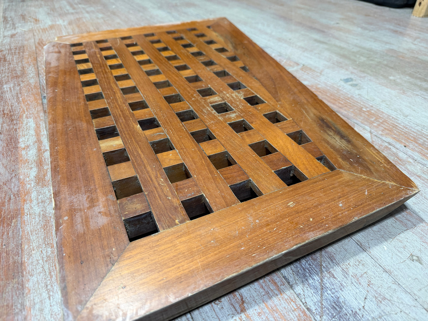 Grated Head Floor Piece - Rafiki 35 -- #247