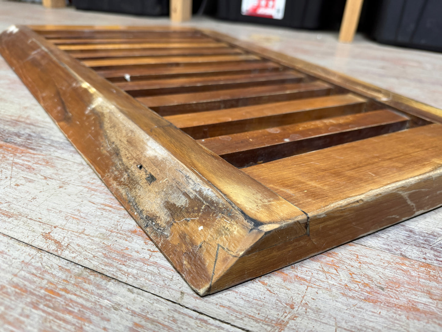 Grated Head Floor Piece - Rafiki 35 -- #247