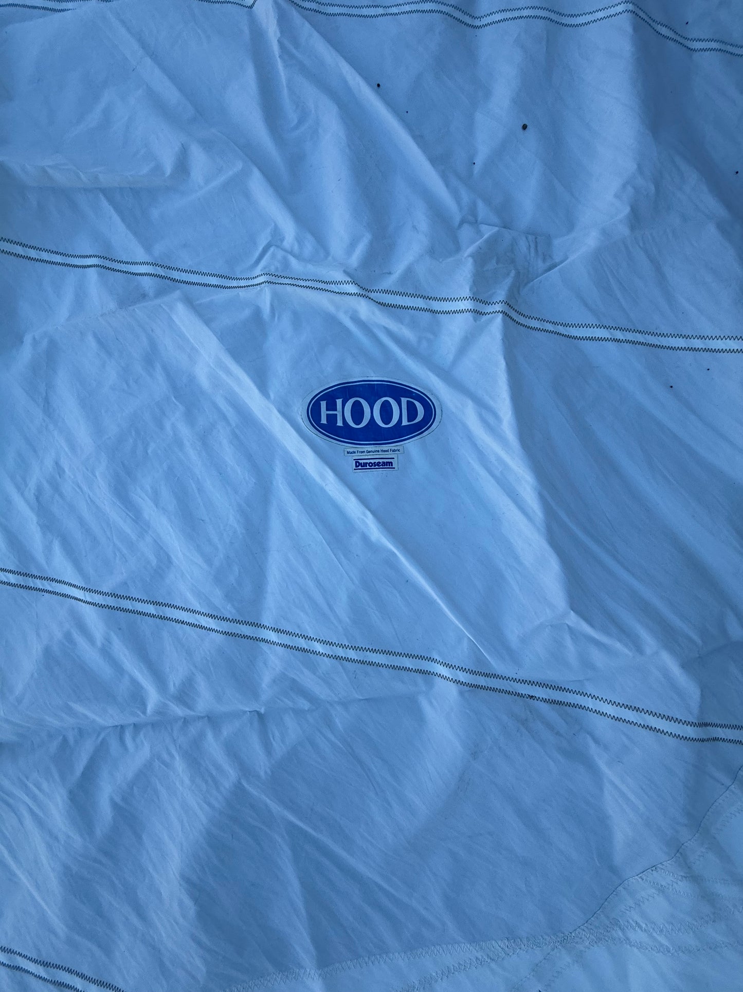 45'7 x 45'3" x 26'5" - Hood Sail