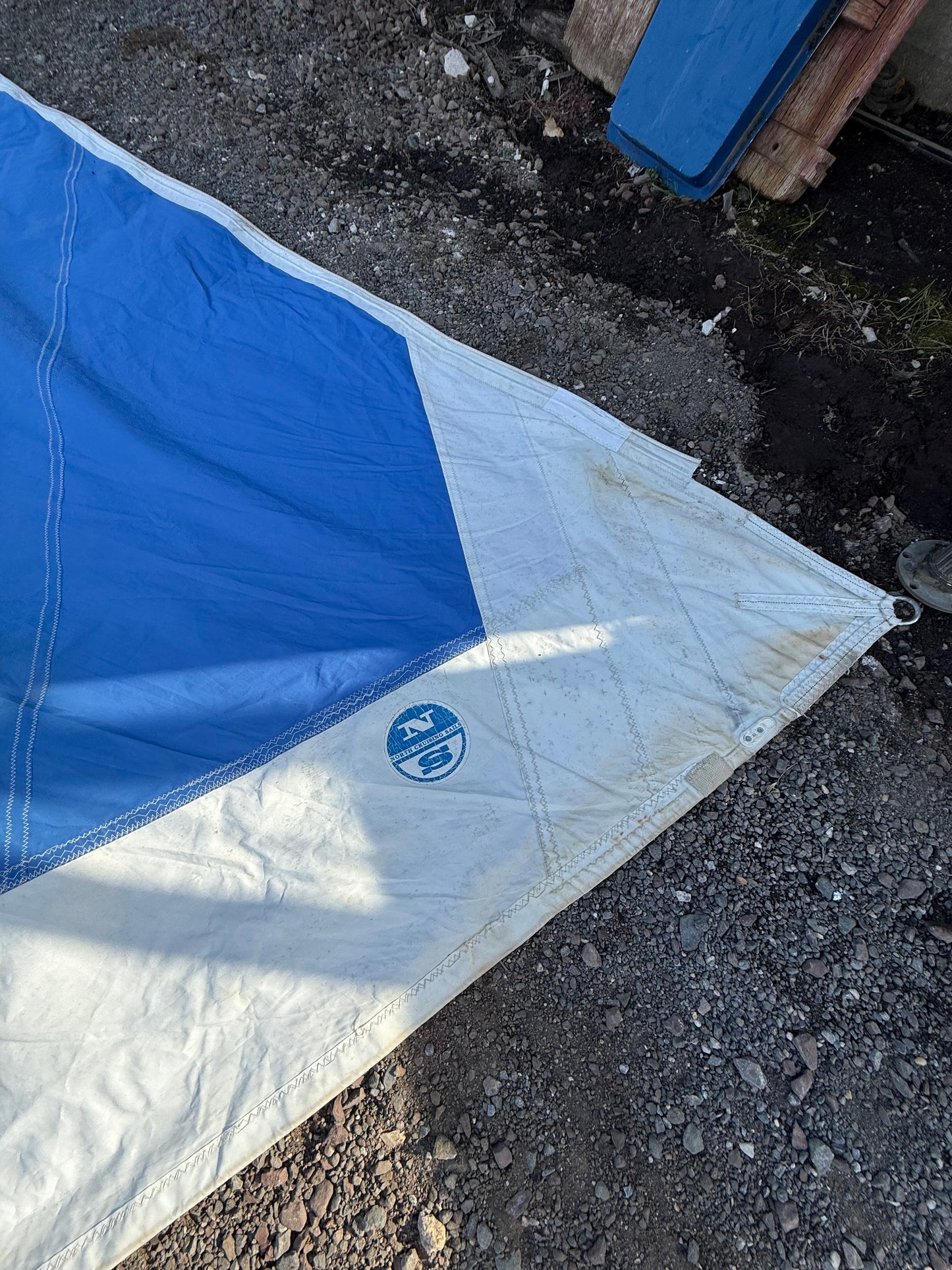 Rainbow Spinnaker - 40'3" x 39'6" x 24'2"