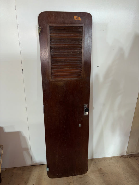 C&C 43 Interior Louvered Interior Door - 65.5" x 18" x 3/4" -- #11
