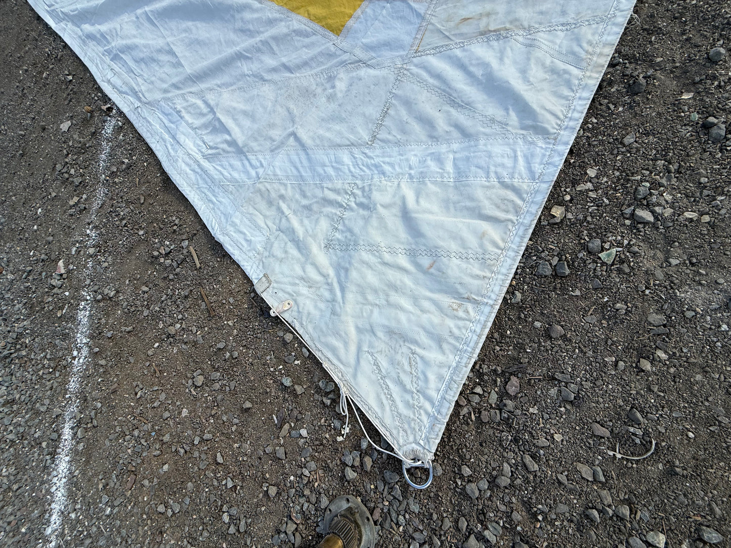 Rainbow Spinnaker - 40'3" x 39'6" x 24'2"