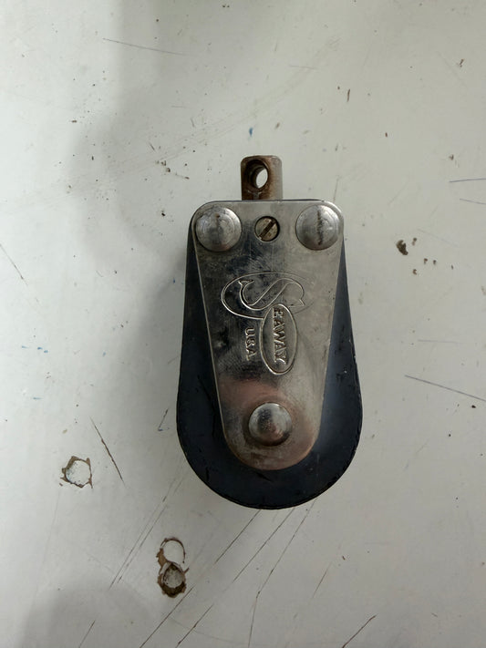 Seaway Single Swivel Block - 1 1/2" Sheave x 3/8" Line