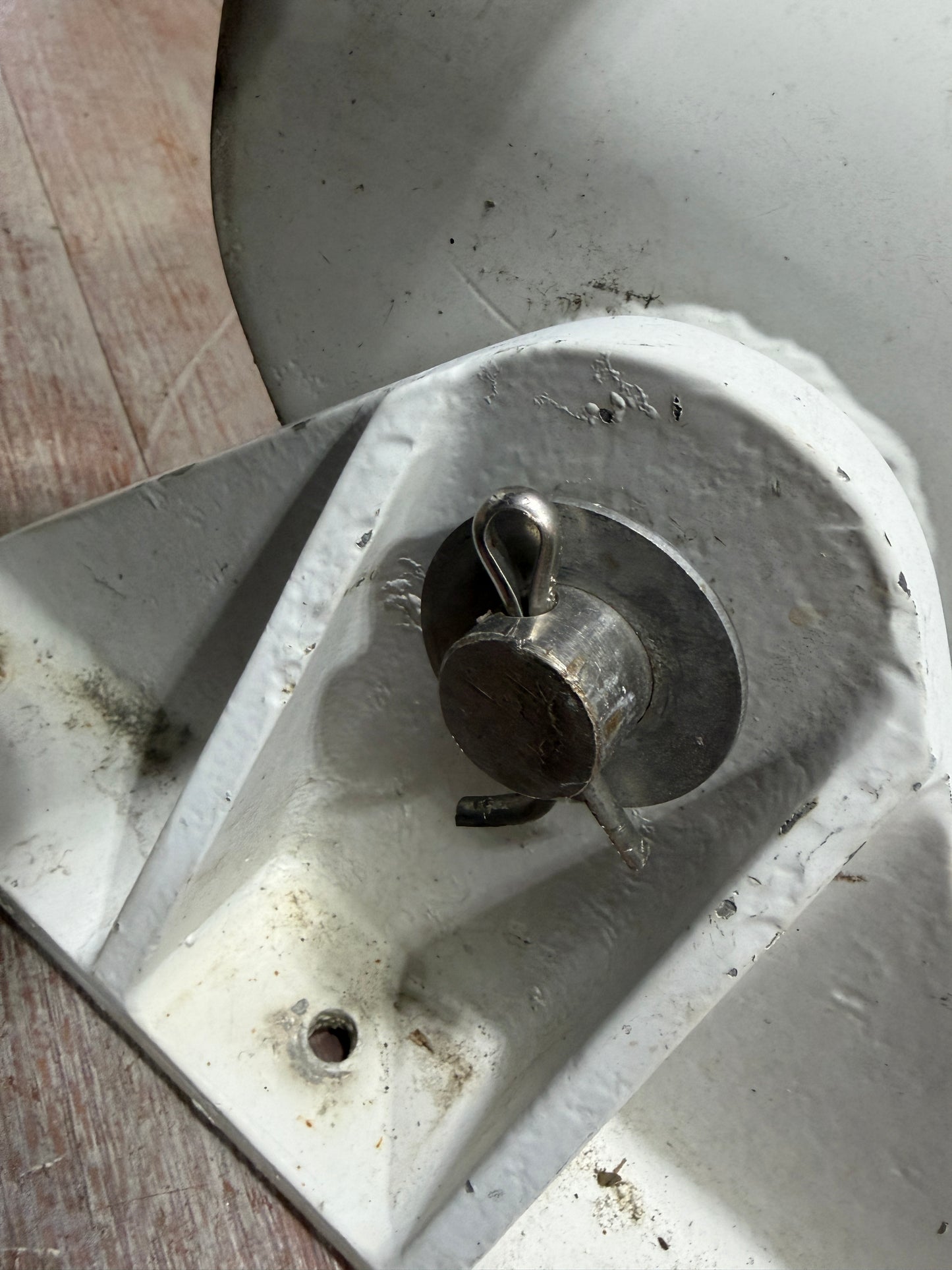 Mast Base With Gooseneck