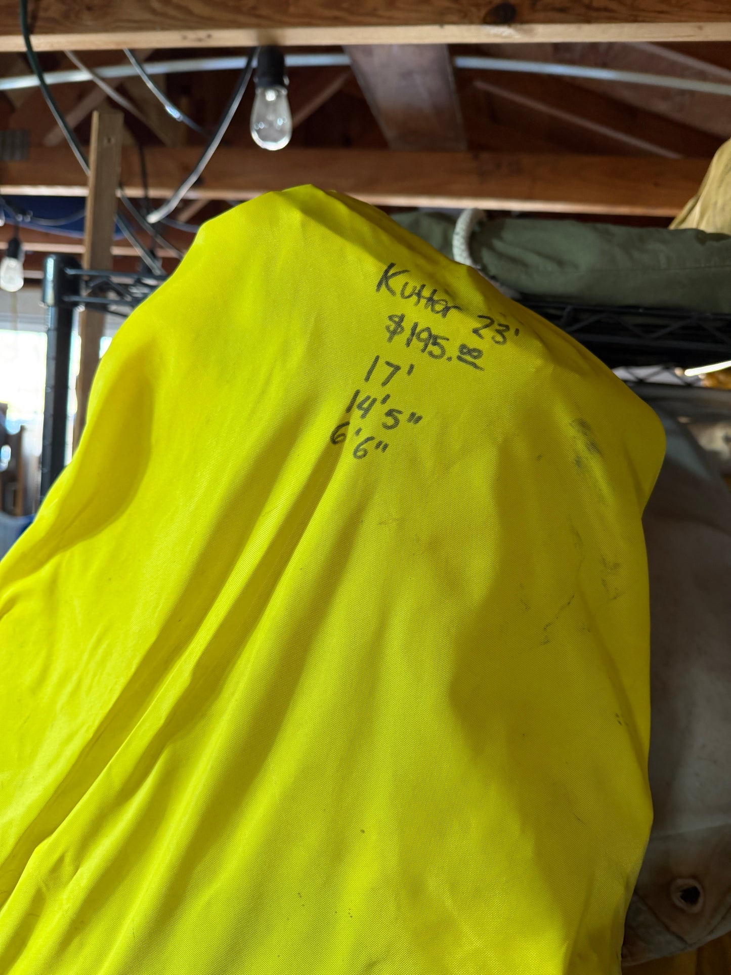 Kutter 23 Small Sail- 6’6” x 14’5” x 17’