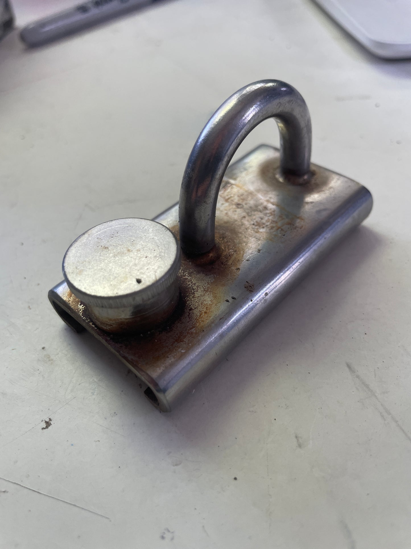 Short 1 1/4” Stainless Steel Screw Top Track Car