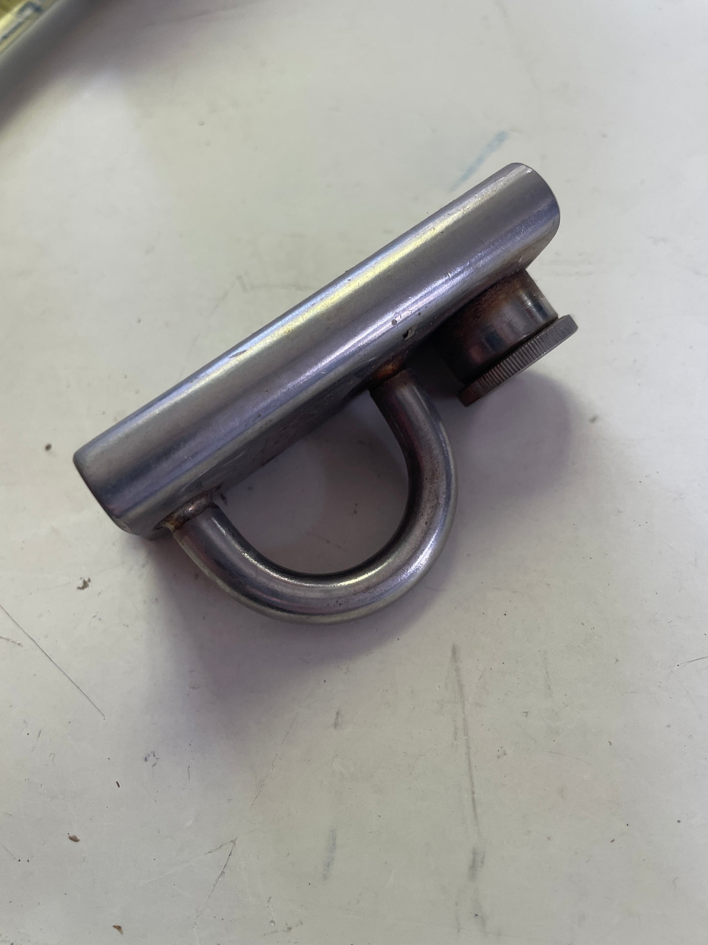 Short 1 1/4” Stainless Steel Screw Top Track Car