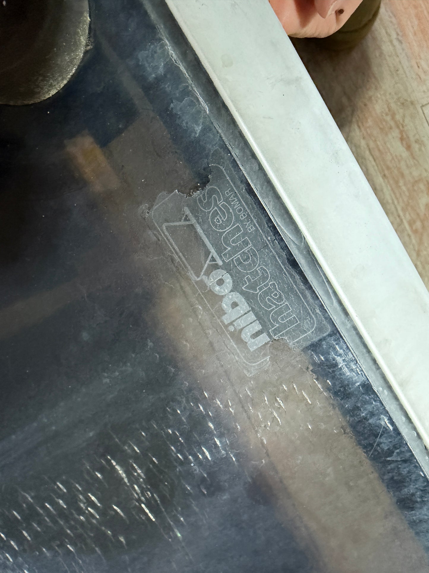 Bomar 92010231 Hatch - Inside Diameter 30 3/4" Long x 15 5/8" Wide - Catalina Morgan 38