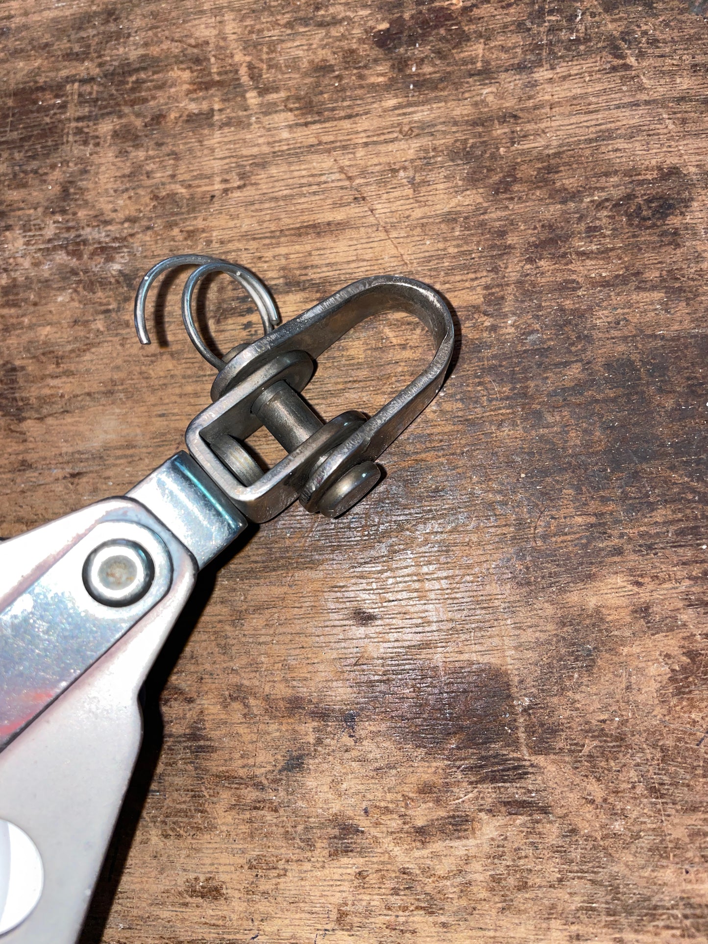 Schaefer Swivel Fiddle W/ Shackle- 2 1/2” & 1 3/8” Sheaves- 7/16” Line