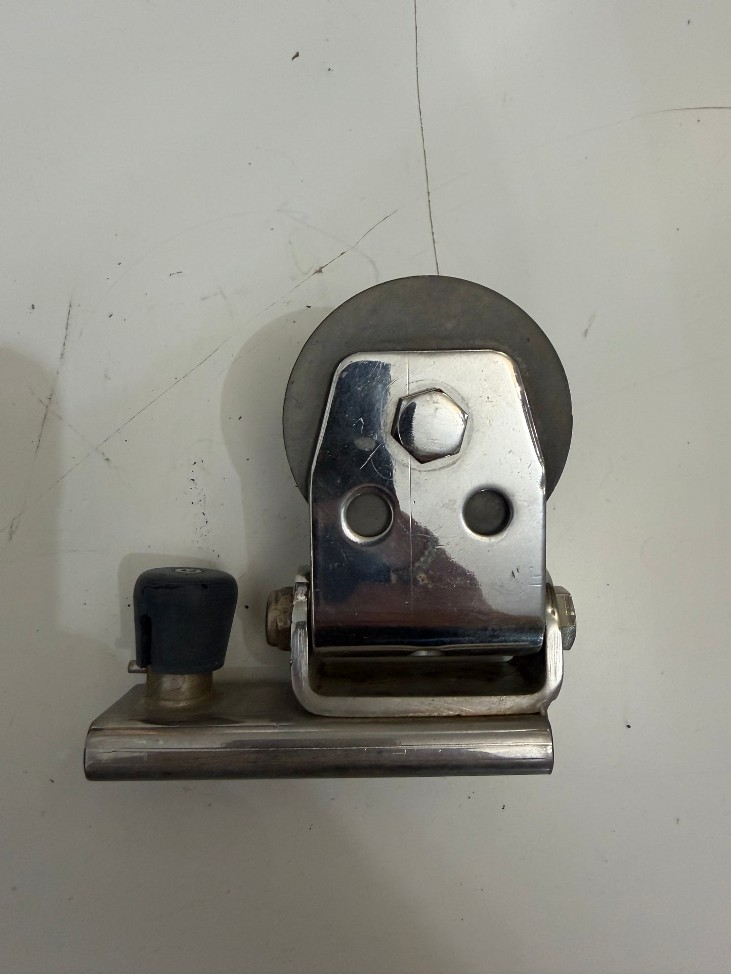 1 3/8" Track Pull Top Sheet Block - Catalina Morgan 38