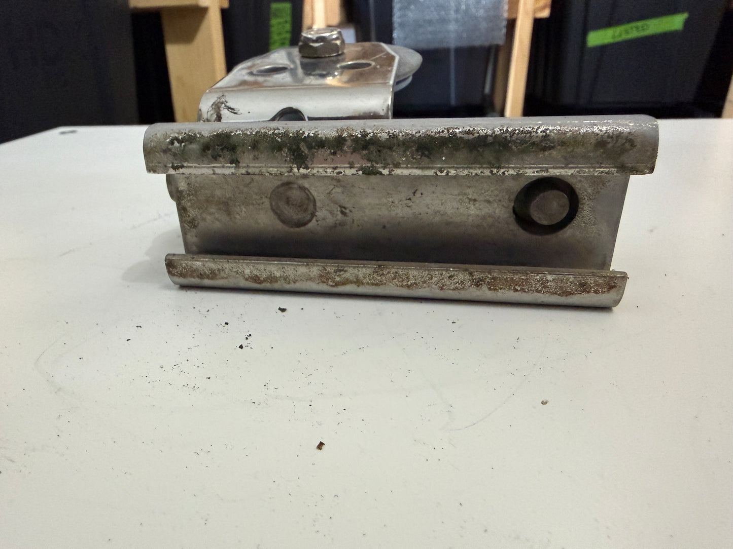 1 3/8" Track Pull Top Sheet Block - Catalina Morgan 38