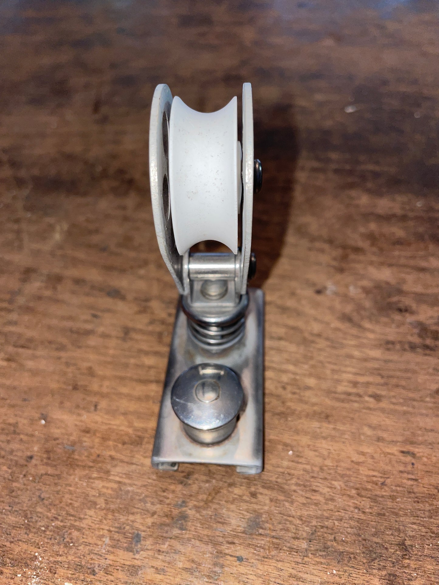 Schaefer Single Block Spring Top 1” Track Car 1 5/8” Sheave- 7/16” Line