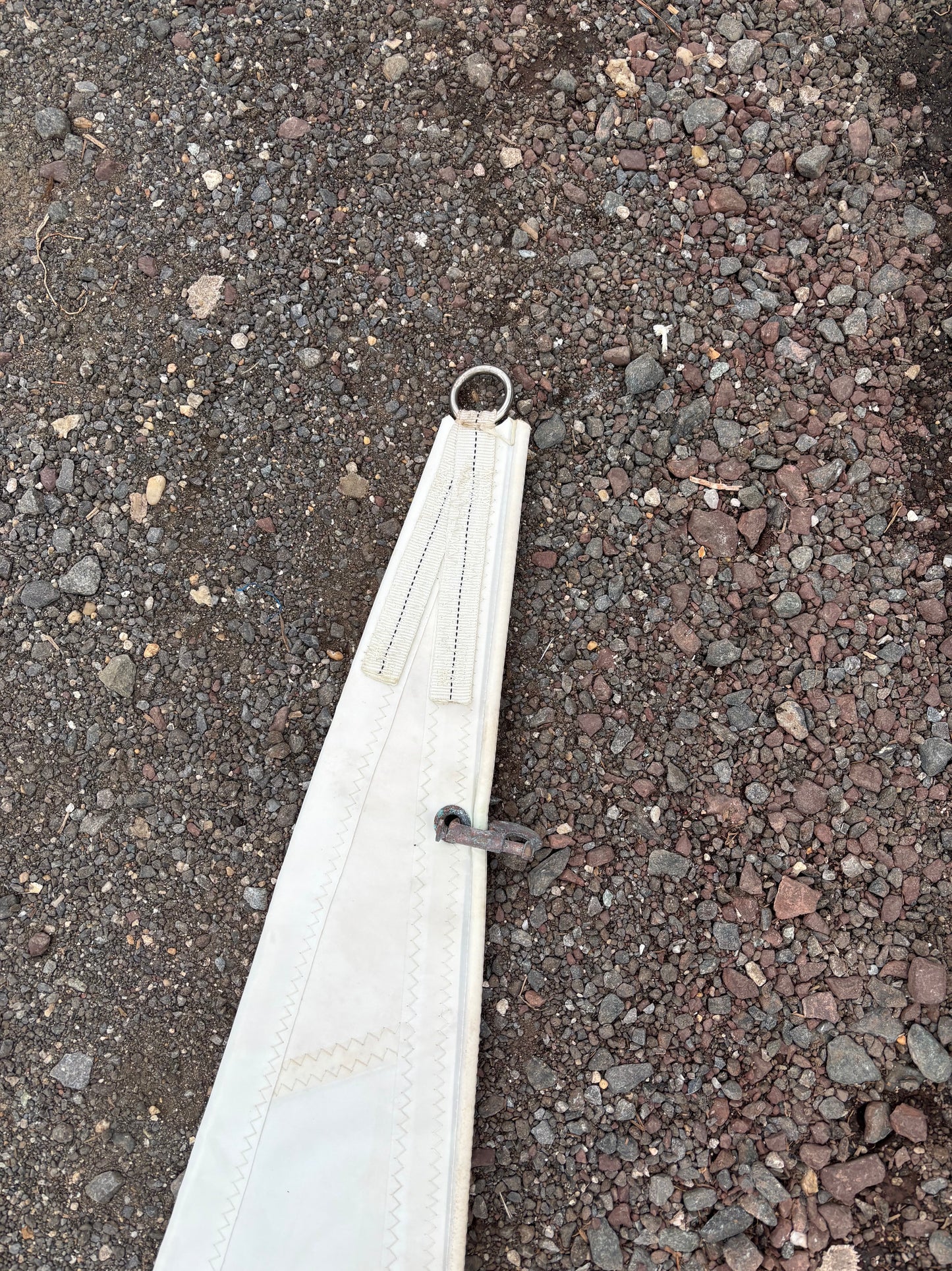 Valiant 32 Stay Sail - 24'9" x 28'9" x 10'5"