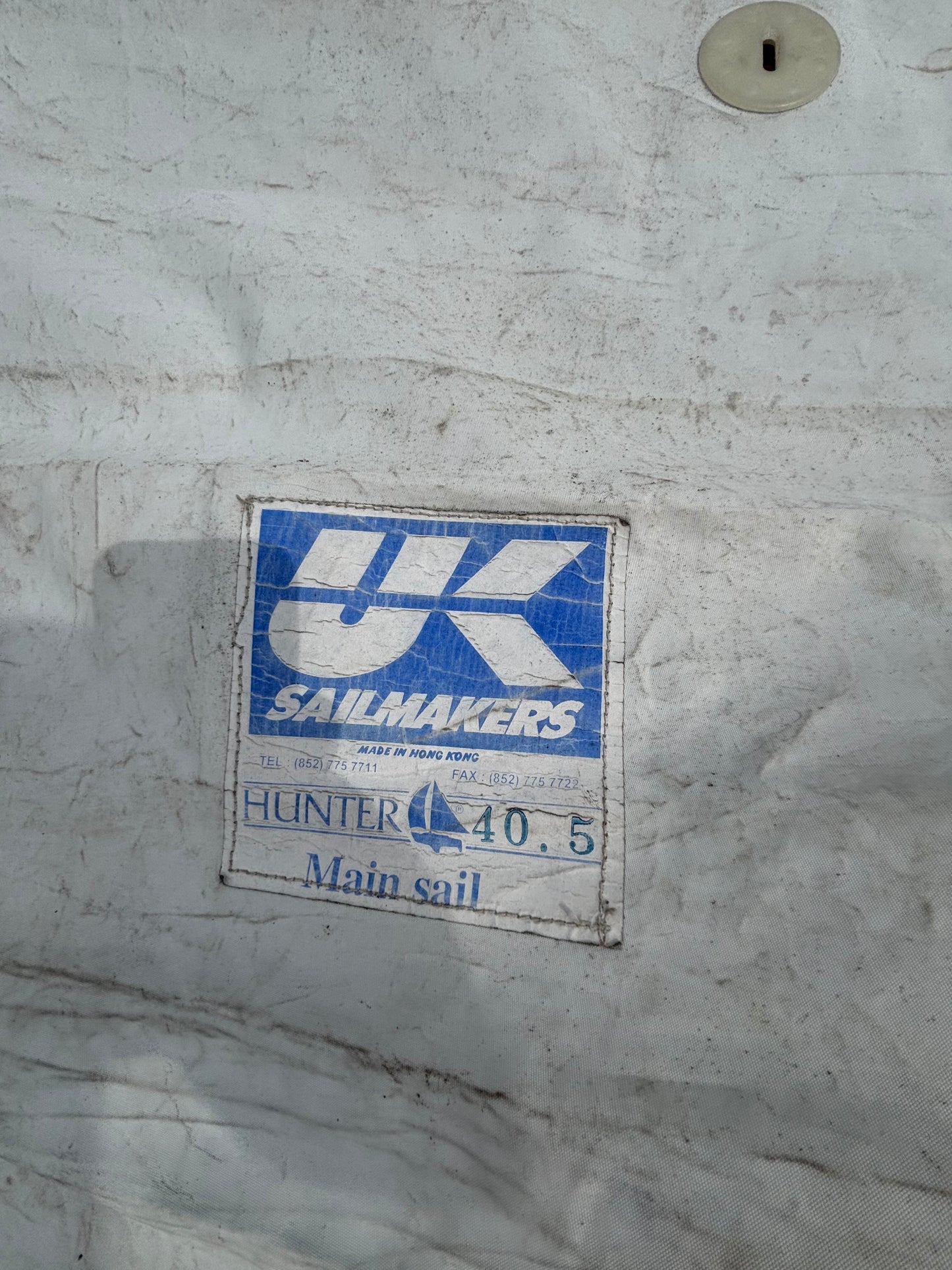 Hunter 40.5 Mainsail - 51’ Luff x 53’ Leech x 15’ 8” Foot