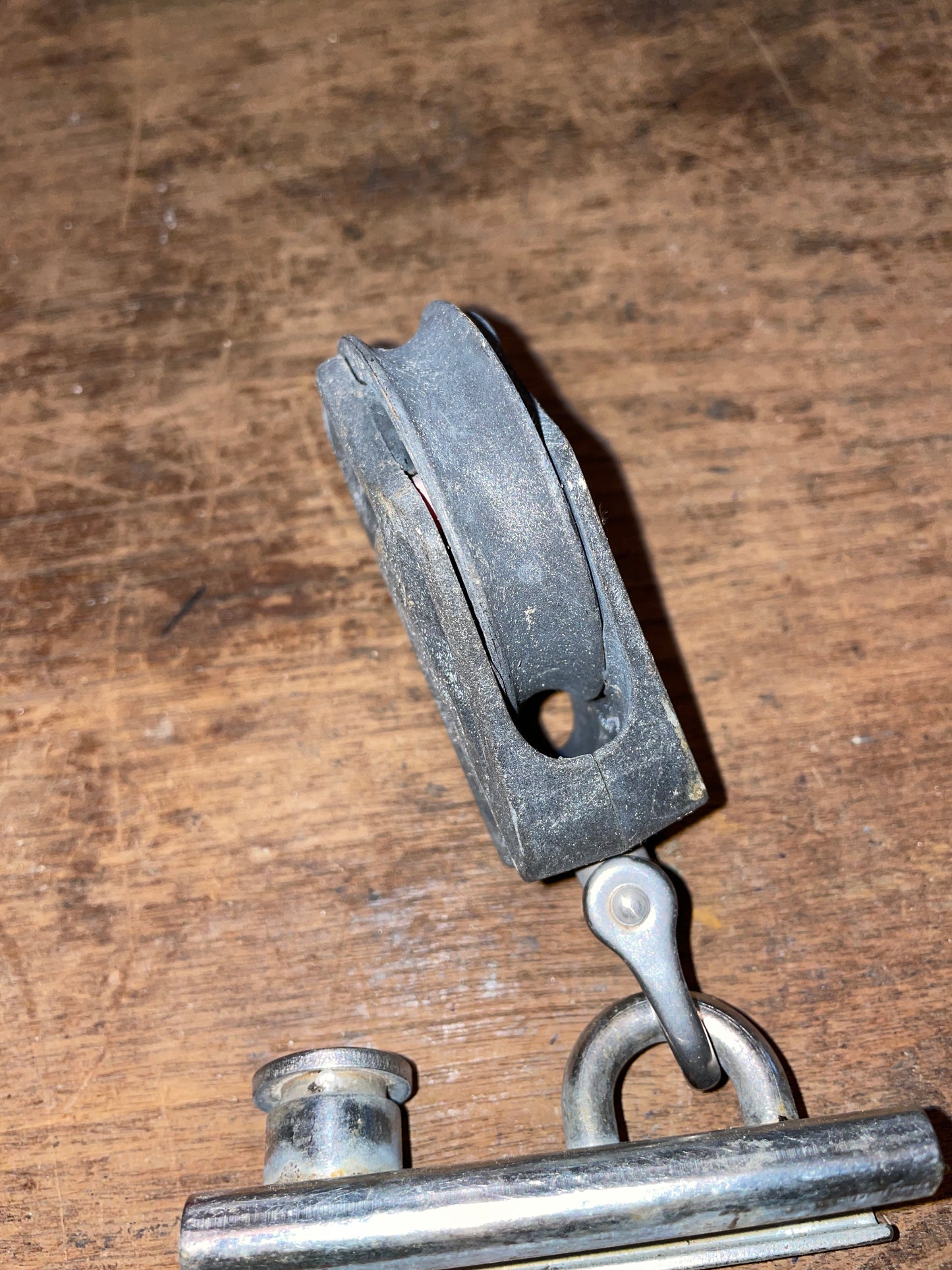 2 1/4” Sheave Single Swivel Block W/ 6/16” Line & 1” Track Car