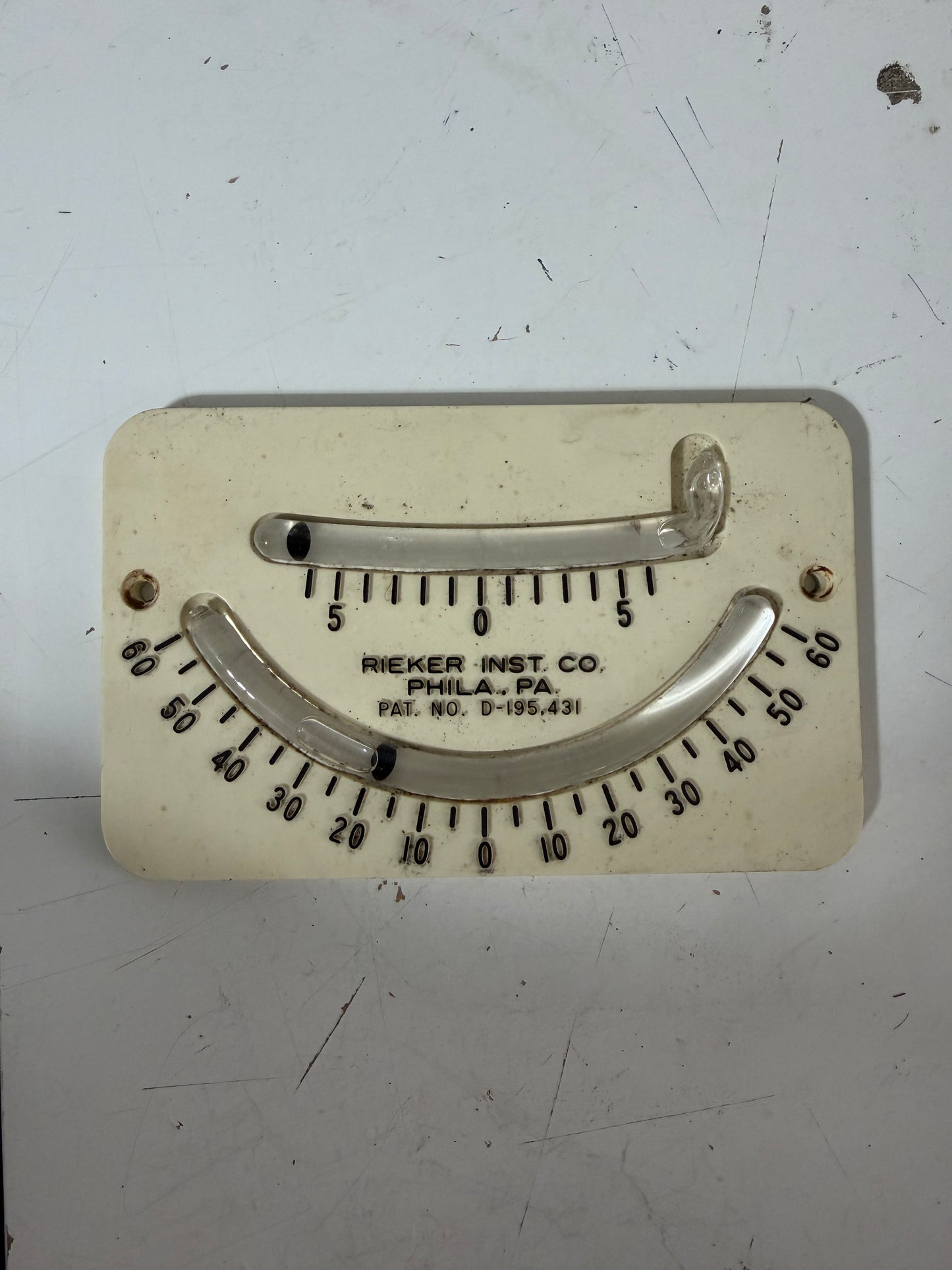 Rieker Instrument Company Inclinometer