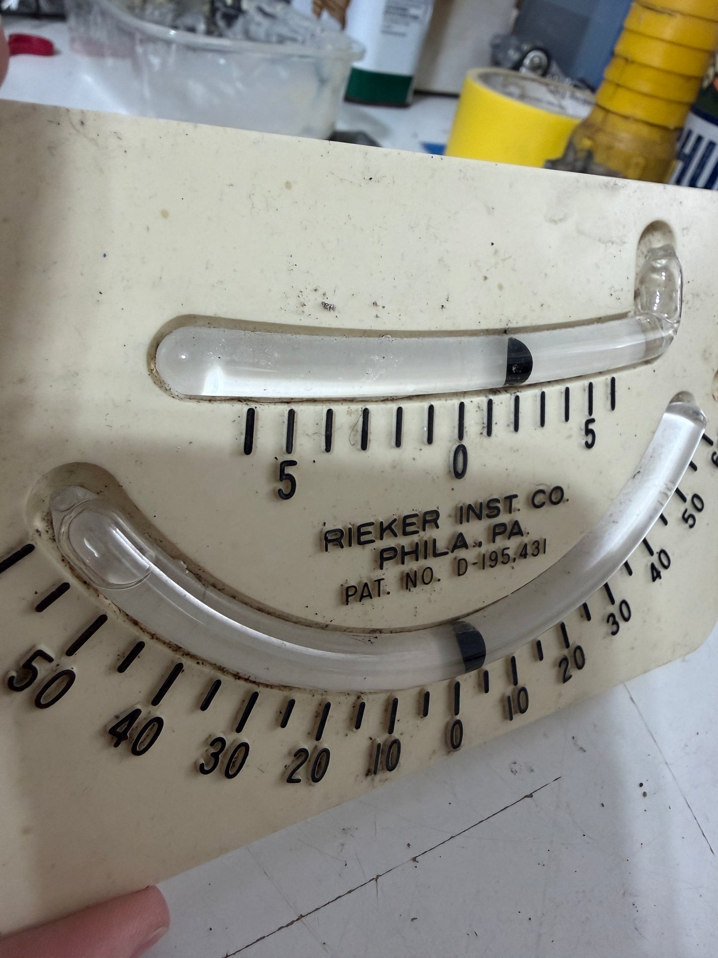 Rieker Instrument Company Inclinometer